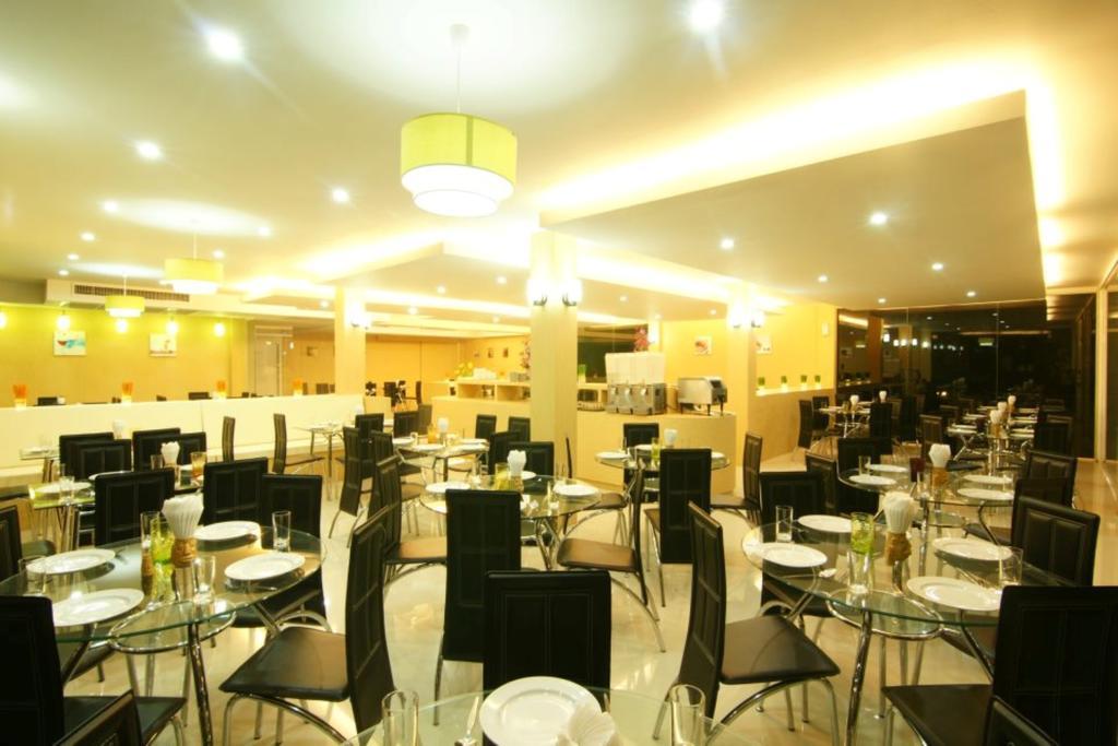 Dragon Beach Resort Jomtien Pattaya Dış mekan fotoğraf