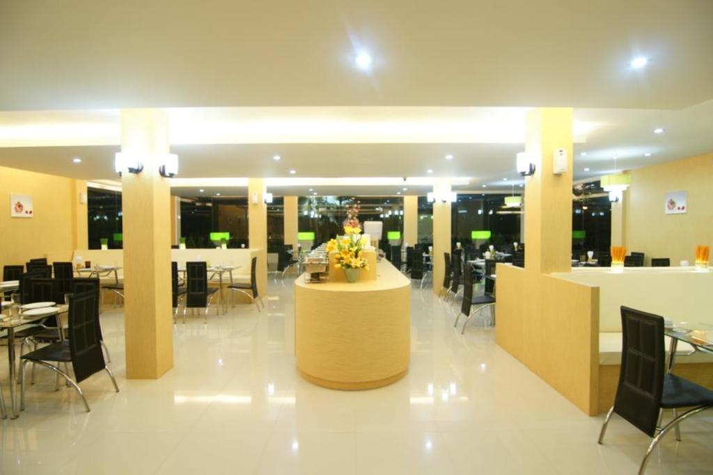 Dragon Beach Resort Jomtien Pattaya Dış mekan fotoğraf