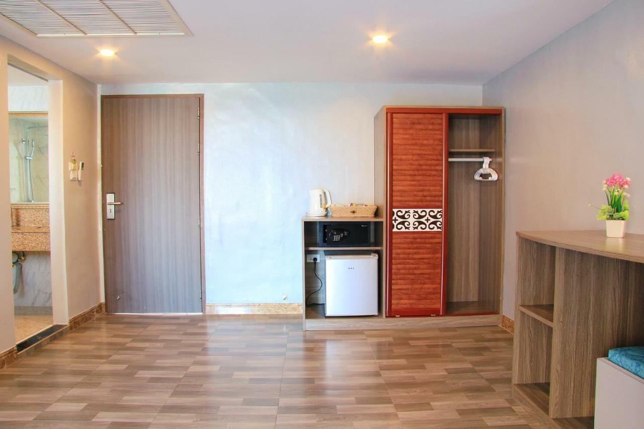 Dragon Beach Resort Jomtien Pattaya Dış mekan fotoğraf